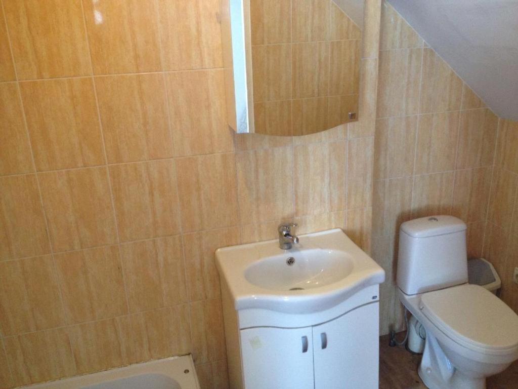 Pirtis Prie Neries Jonava Hotel Eksteriør billede